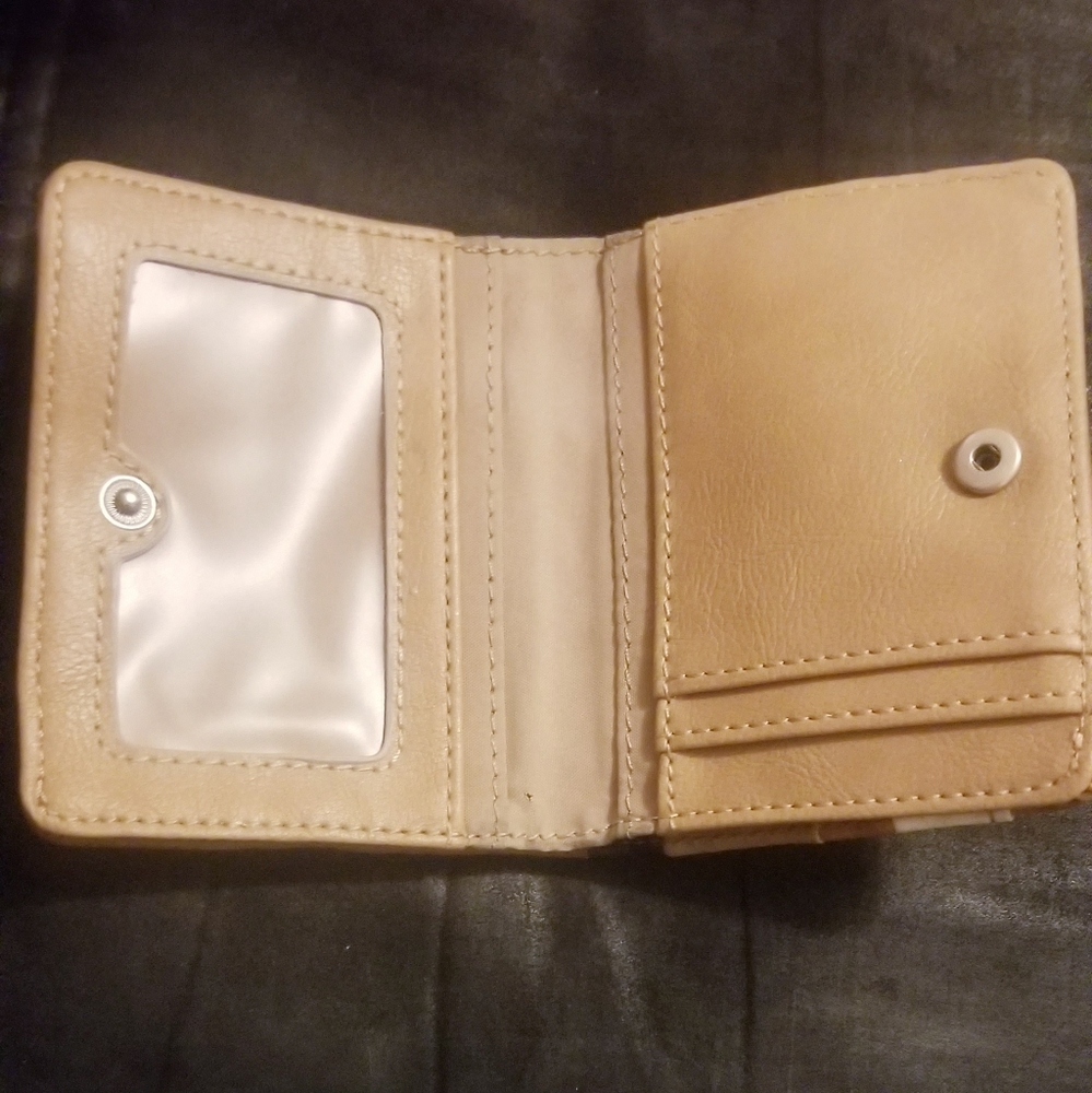 2 wallets